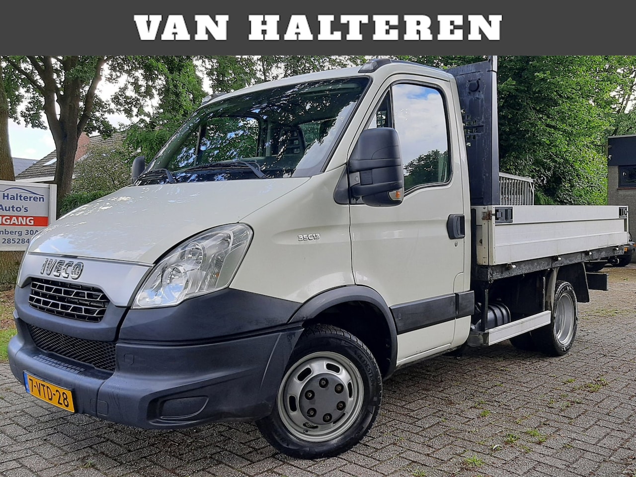 Iveco Daily - 35C13V 300 Pick Up Airco Luchtvering Dubbellucht - AutoWereld.nl