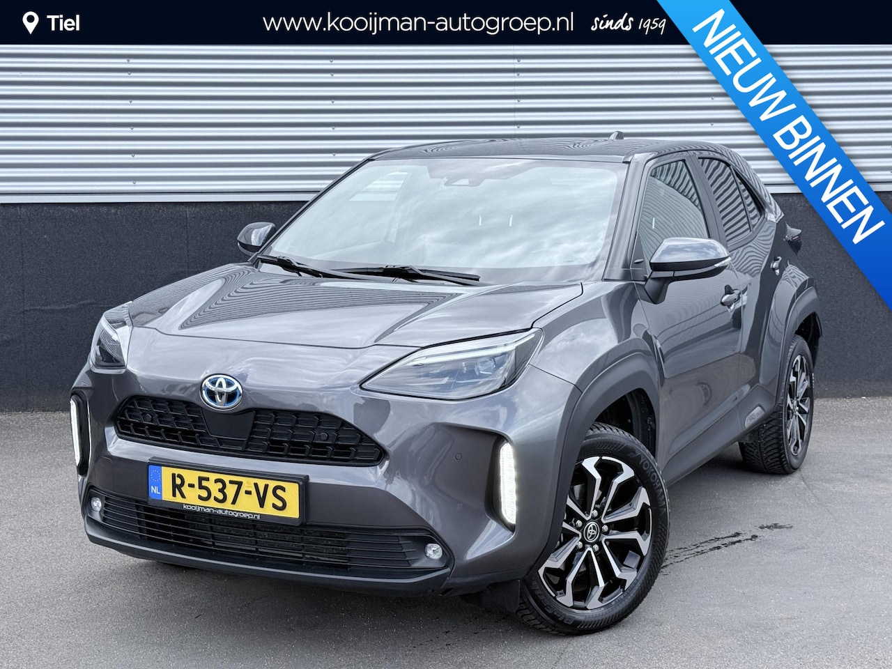 Toyota Yaris Cross - 1.5 Hybrid First Edition Stoelverwarming, Parkeersensoren voor + achter, LED, Privacy glas - AutoWereld.nl