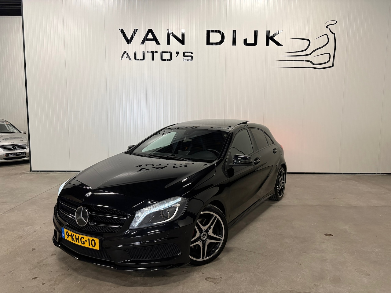 Mercedes-Benz A-klasse - 250 AMG Sport Night Edition Pano Navi - AutoWereld.nl