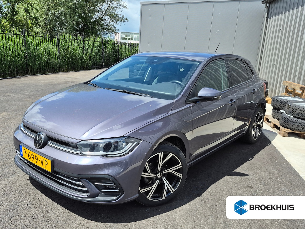 Volkswagen Polo - 1.0 TSI Style 95PK | Achteruitrijcamera | Navigatie | Keyless entry/start | Apple carplay - AutoWereld.nl