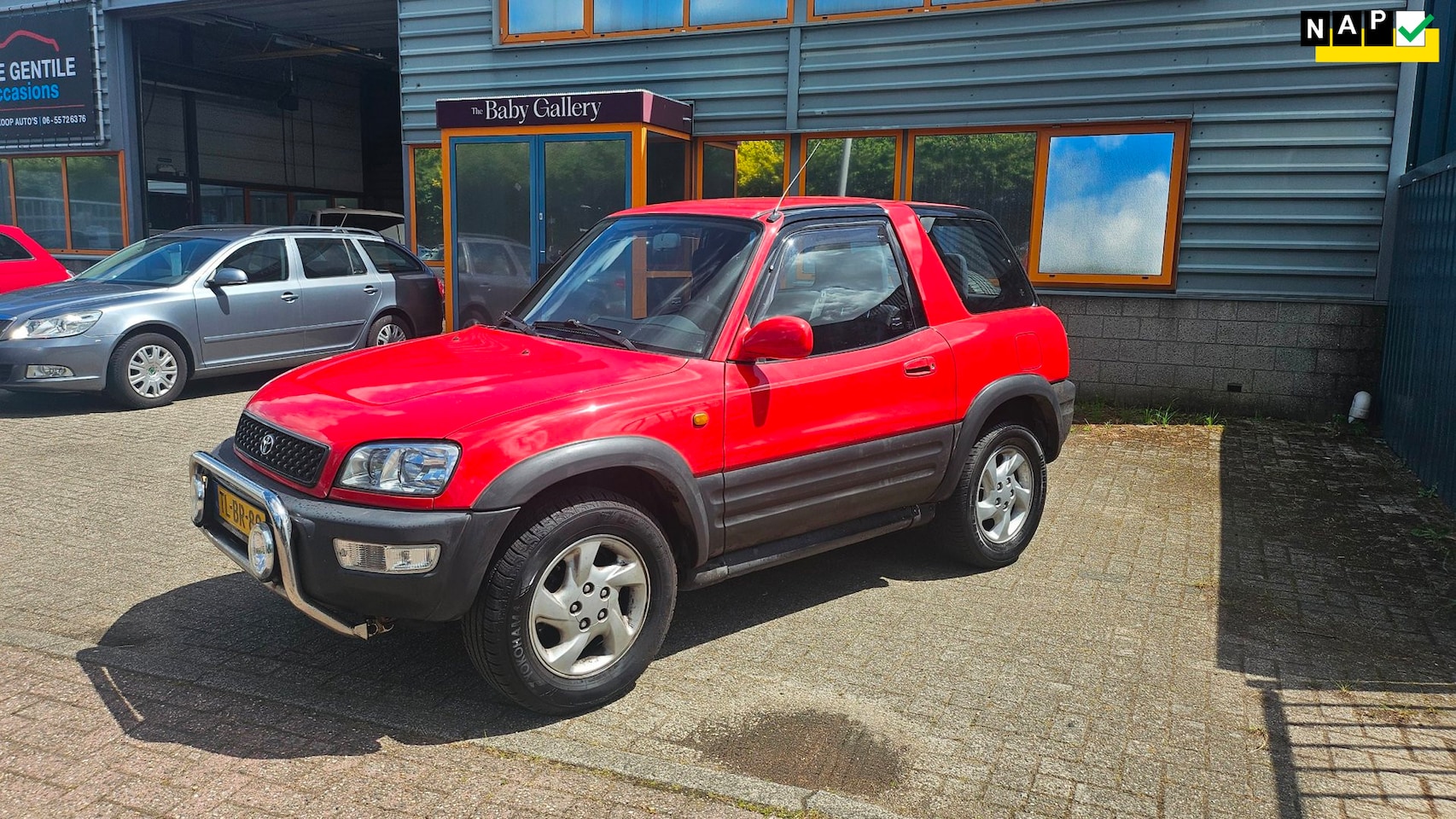 Toyota FunCruiser RAV4 - 2.0i Hardtop AUTOMAAT 4X4 Eerste Eigennaar - AutoWereld.nl