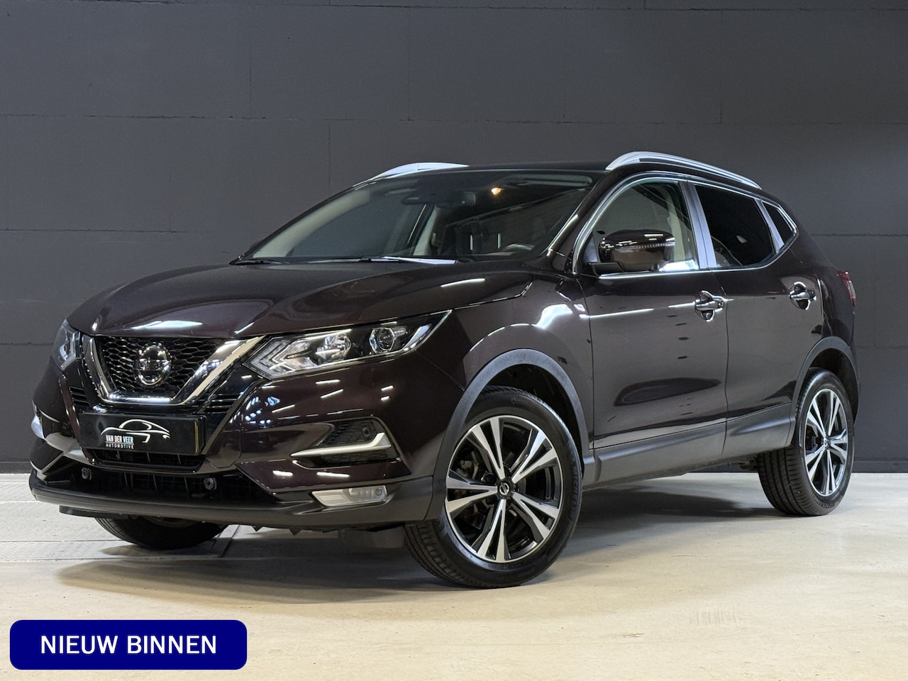 Nissan Qashqai - 1.3 DIG-T Design Edition | Panoramadak | Trekhaak | 360 Camera - AutoWereld.nl