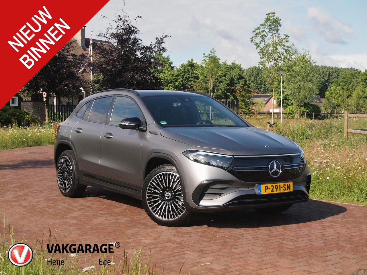Mercedes-Benz EQA - 250 Business Solution AMG 67 kWh | SOH 96% | Camera | Sfeerverlichting | Dealeronderhouden - AutoWereld.nl