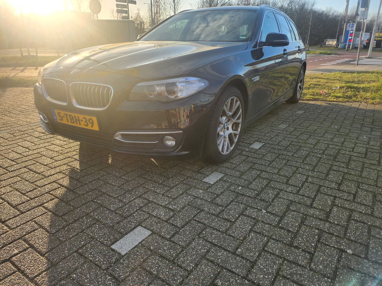 BMW 5-serie Touring - 520i Luxury Edition In goede staat. - AutoWereld.nl