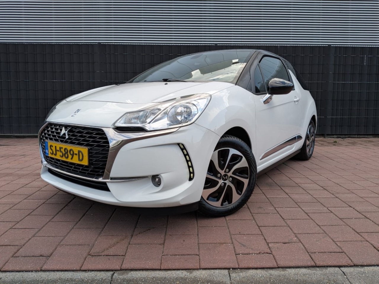 DS 3 - 1.2 PureTech Business 1.2 PureTech Business - AutoWereld.nl
