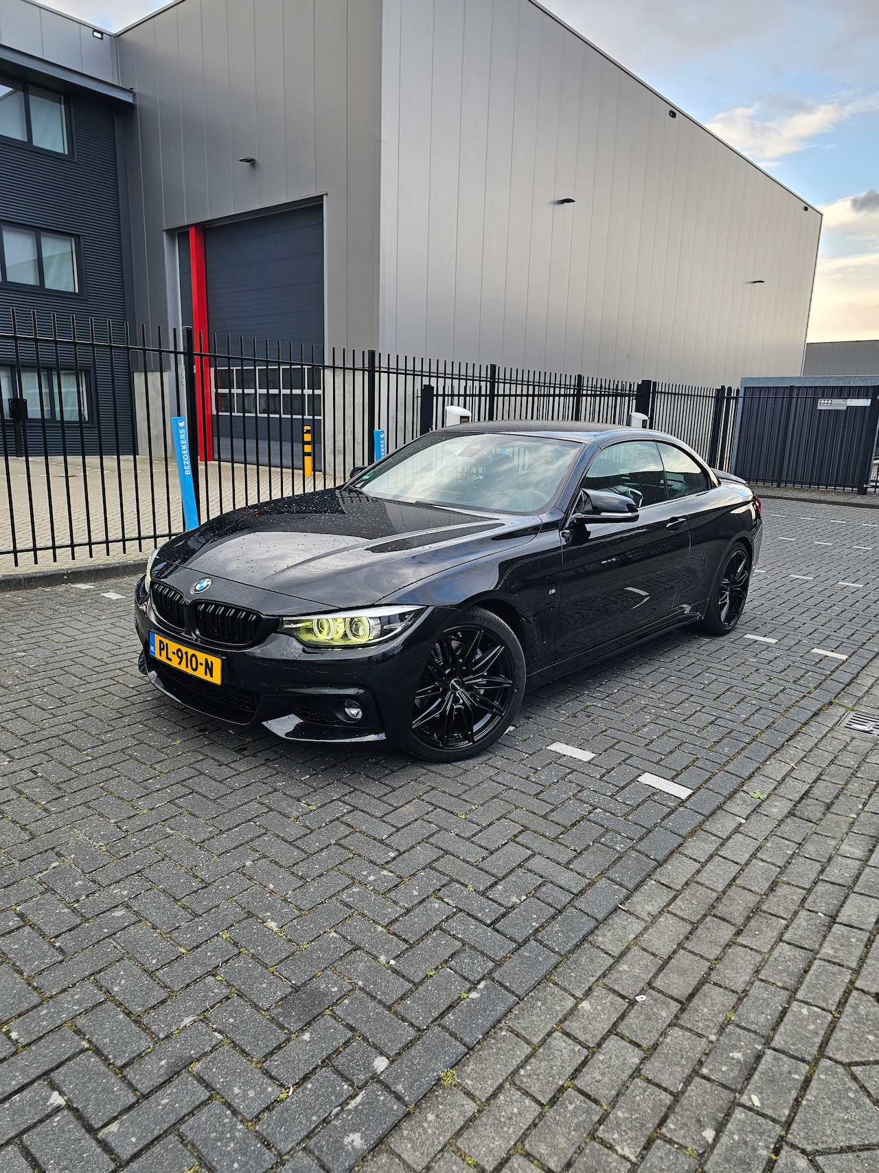 BMW 4-serie Cabrio - 440i High Executive - AutoWereld.nl
