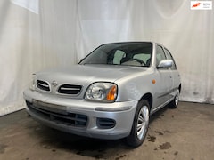 Nissan Micra - 1.4 Comfort - Schade