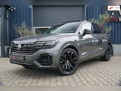 Volkswagen Touareg - 3.0 TSi 4MOTION R LUCHTVERING|TREKHAAK|PANO