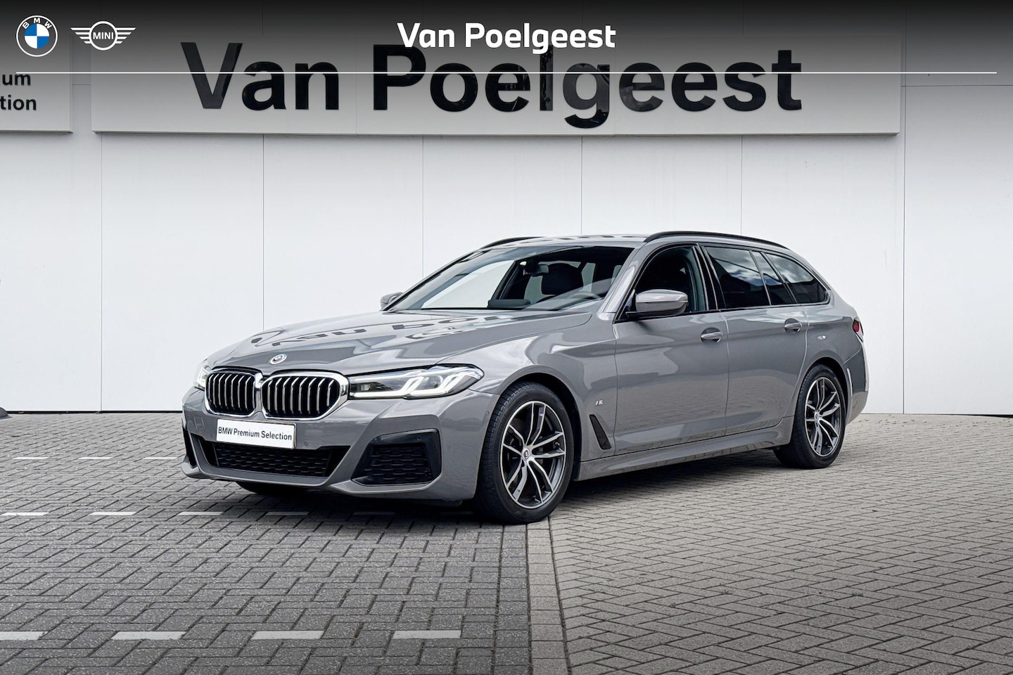 BMW 5-serie Touring - 520i | High Executive | Trekhaak | M Sport - AutoWereld.nl