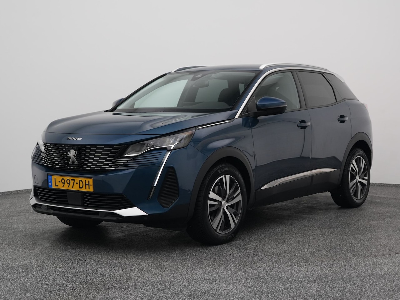 Peugeot 3008 - 1.2 PureTech 130 PK Automaat Blue Lease Premium | 360° | ADAPTIVE | KEYLESS | STOELVERW. - AutoWereld.nl