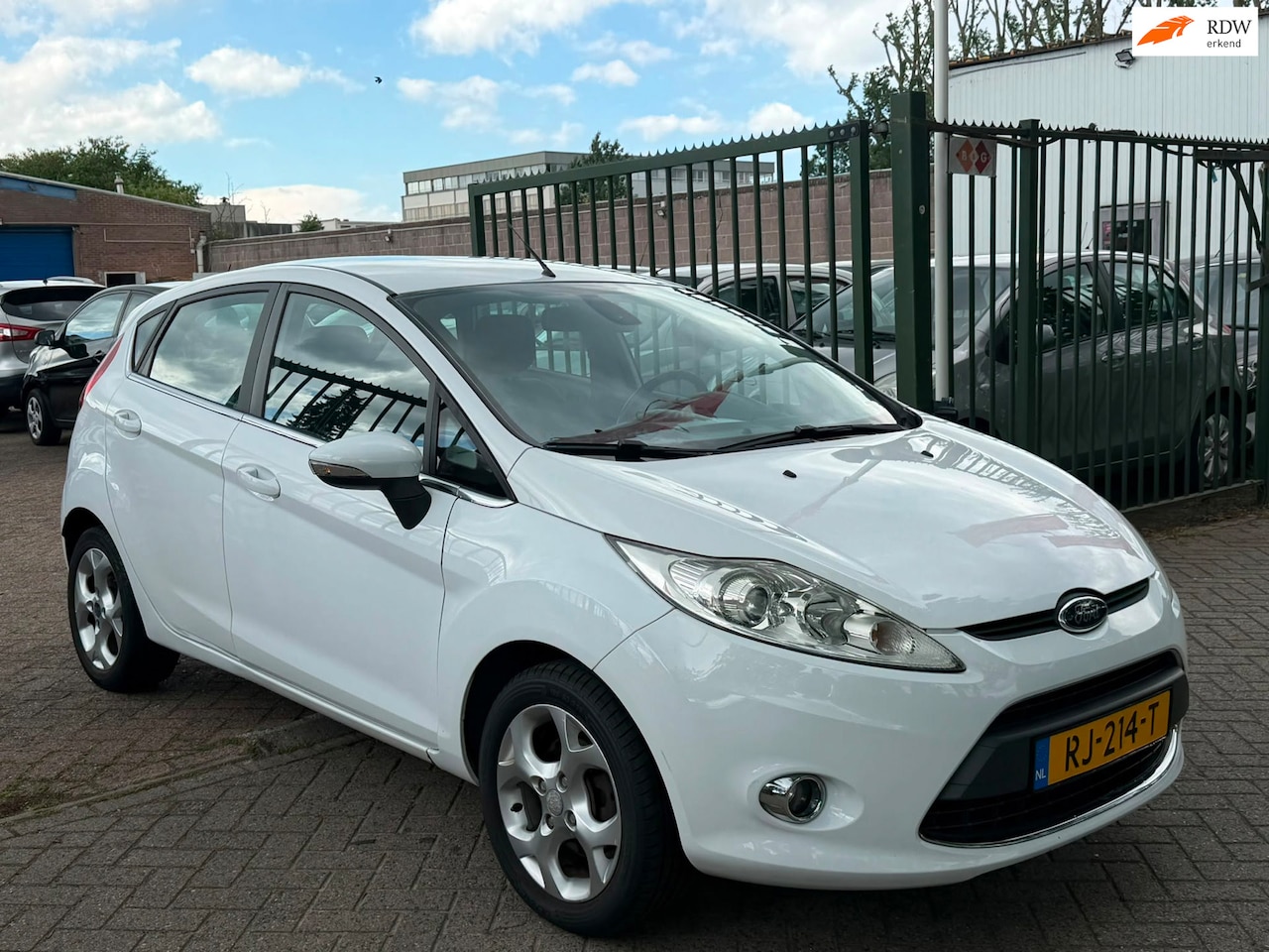Ford Fiesta - 1.25 Trend airco elektrische ramen cv op afs - AutoWereld.nl