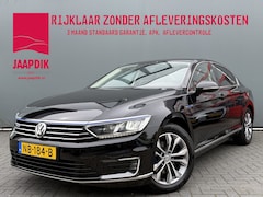 Volkswagen Passat - BWJ 2016 1.4 TSI GTE 231 PK Connected Series TREKHAAK | FULL LED | CARPLAY + ANDROID | NAV