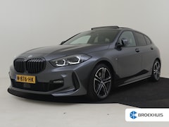 BMW 1-serie - 120i Business Edition Plus 178PK AUTO | Head-up display | Glazen panorama-dak | Achteruitr