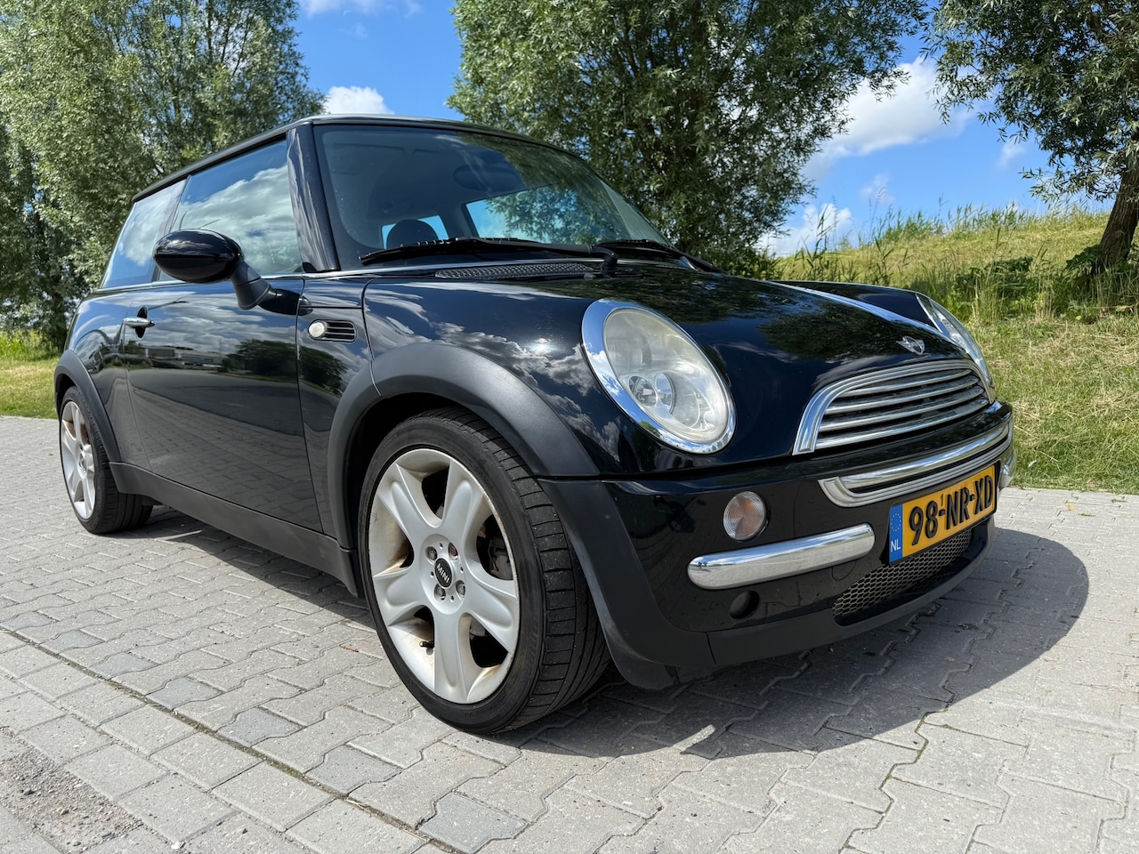 MINI 3-Deurs - 1.6 Cooper Pepper nw apk garantie en onderhoud ! - AutoWereld.nl