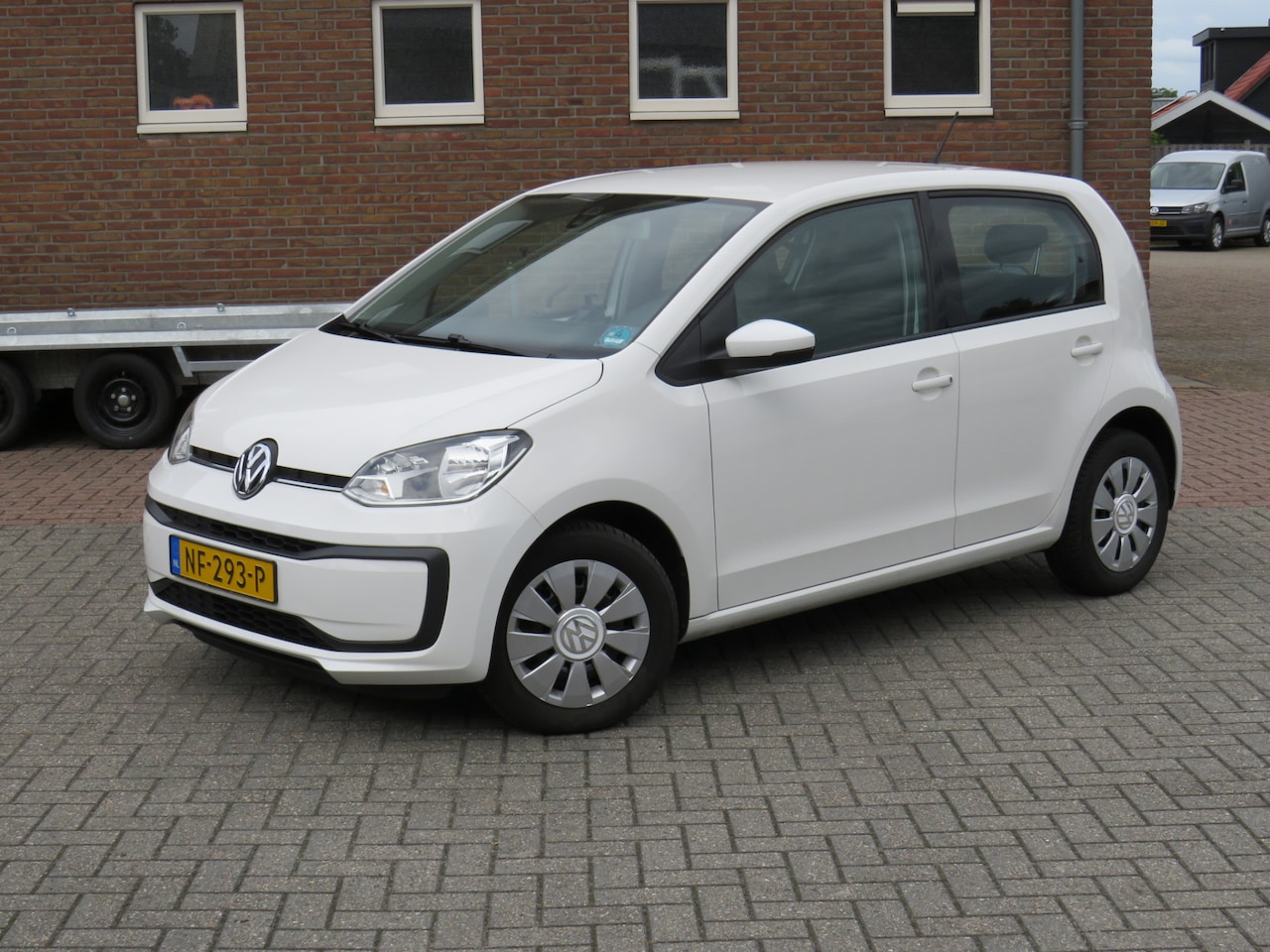 Volkswagen Up! - 1.0 BMT move up! * Rijklaarprijs incl. garantie * Airco * DAB+ * 5 Deurs * Electrische Ram - AutoWereld.nl