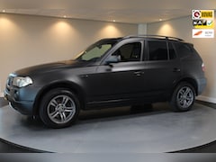 BMW X3 - 2.0i Business Line *Complete historie* Trekhaak|All-seasons|Leer|NAP