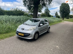 Peugeot 107 - 1.0-12V XS Automaat Airco Cruise Elk Ramen Toerenteller