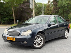 Mercedes-Benz C-klasse - 180 K. Elegance/Airco/Cruise/PDC/APK 1-2027