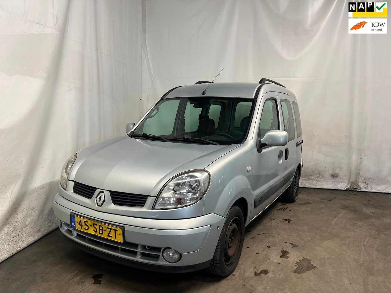 Renault Kangoo - 1.6-16V Expression Luxe - Motor Loopt Onregelmatig - AutoWereld.nl