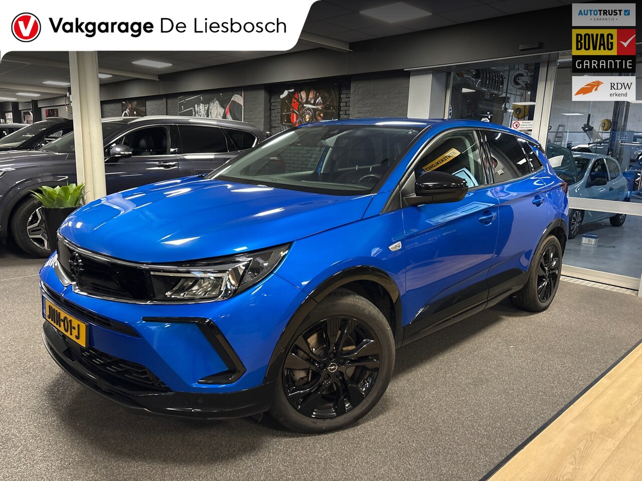 Opel Grandland - 1.6 Turbo Plug-In Hybrid GS Line / 225pk / stuur verwarming / camera / Apple carplay - AutoWereld.nl