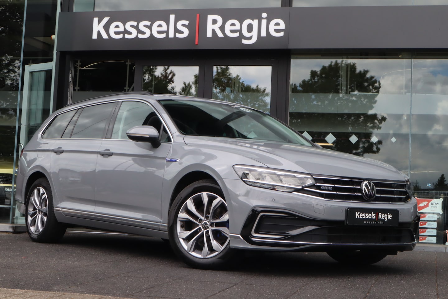 Volkswagen Passat Variant - 1.4 TSI PHEV GTE Business | ACC | El.Haak | Camera | Stoelverwarming | Trekhaak - AutoWereld.nl