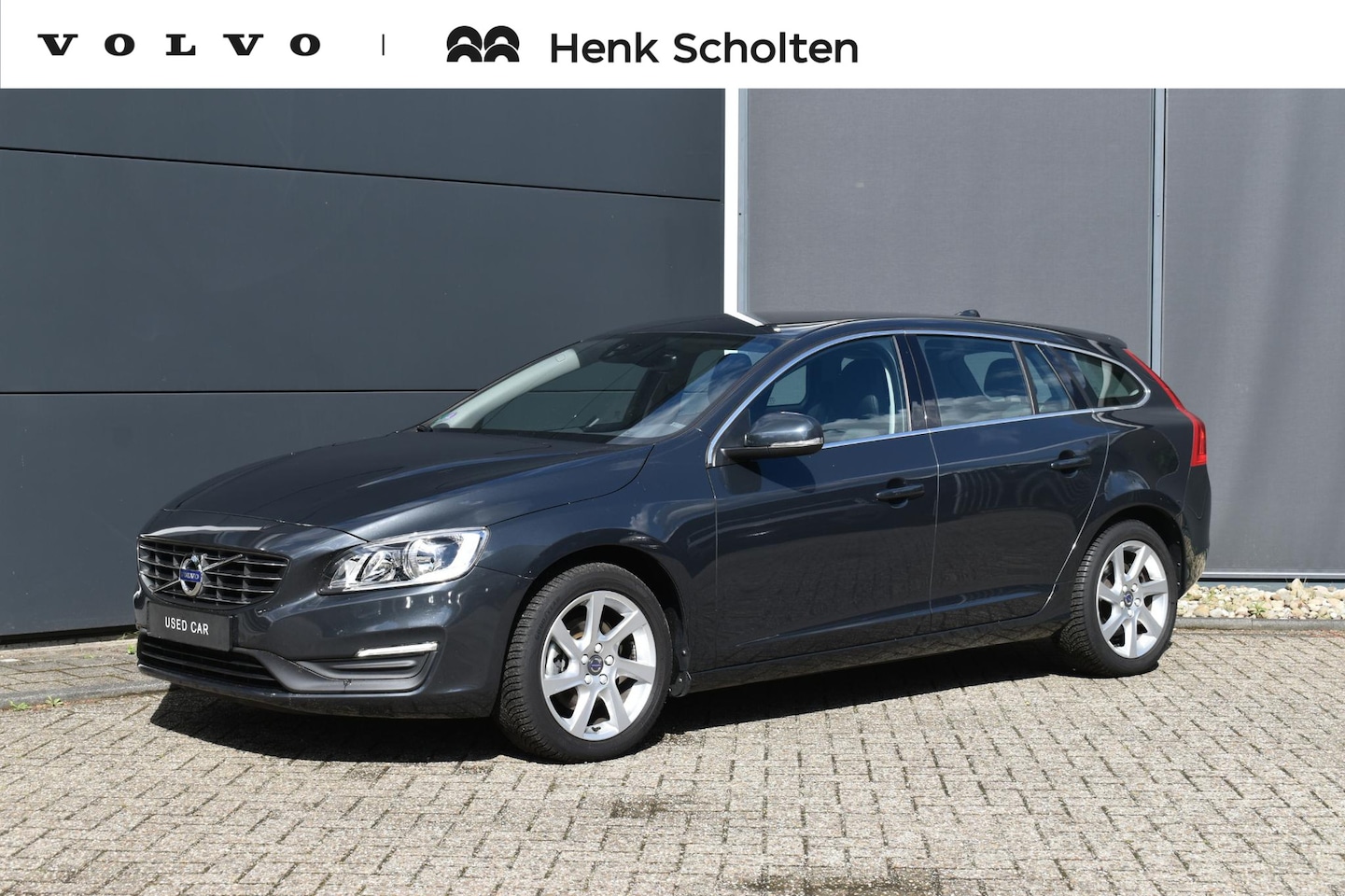 Volvo V60 - T3 Momentum | AUTOMAAT | 1ste Eigenaar | Fullmap Navigatie | High Performance Audio | Trek - AutoWereld.nl