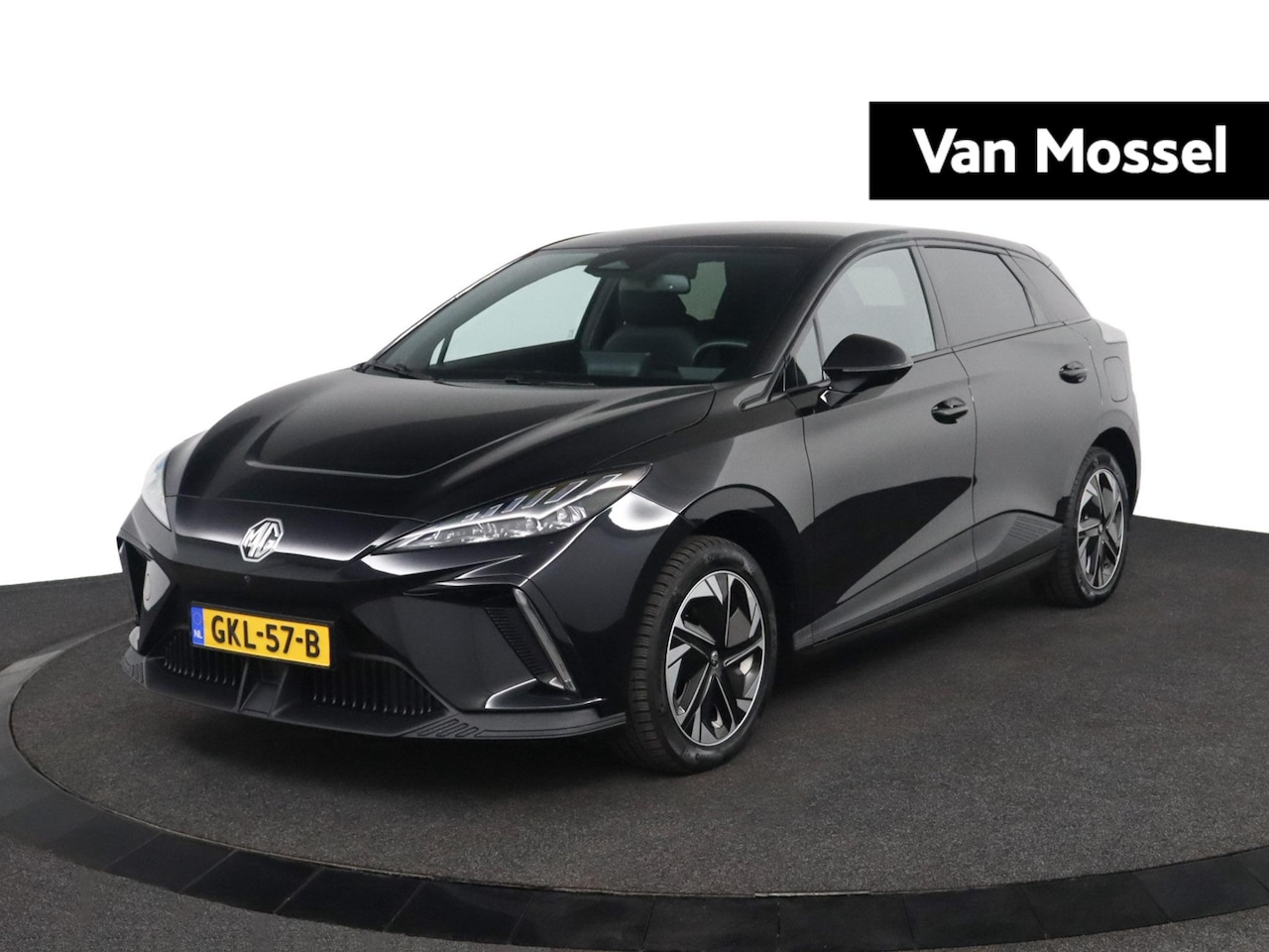MG MG4 Electric - Luxury 64 kWh - AutoWereld.nl