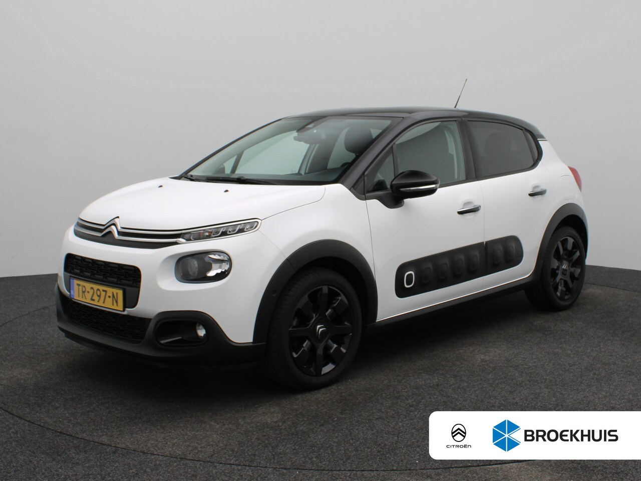 Citroën C3 - 1.2 PureTech S&S Shine | Navi | Cruise | Clima | Camera | Carplay | 17"LMV | - AutoWereld.nl