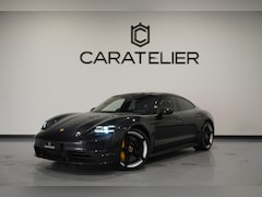 Porsche Taycan - Turbo S / Ceramic Brake / Full Carbon / 93kwh / Accu 92, 6% / Stinger