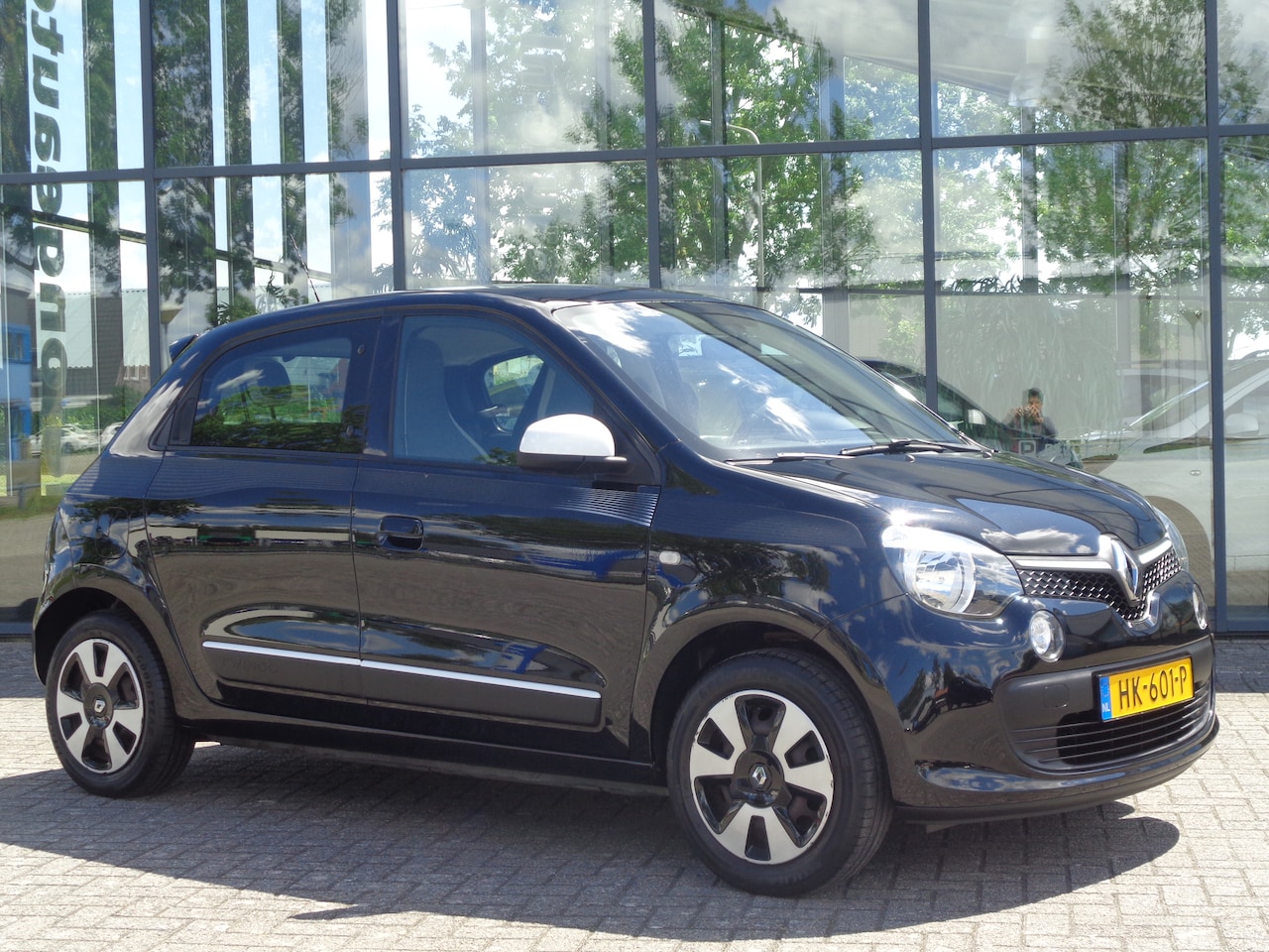 Renault Twingo - 1.0 SCe Collection Airco Cruise Bluetooth Elektrisch pakket Weinig km NL 1e eigenaar - AutoWereld.nl