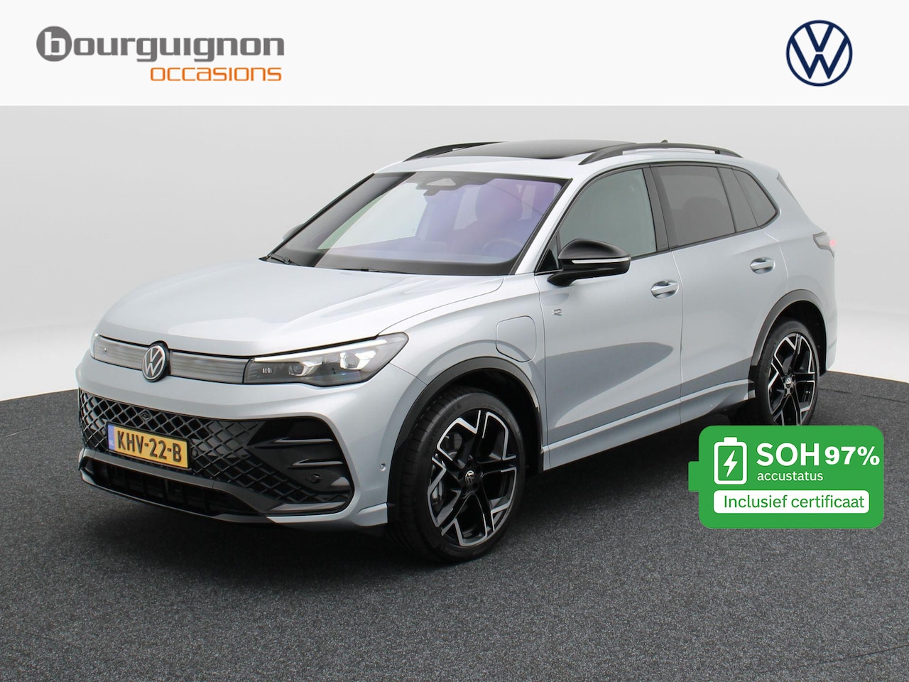 Volkswagen Tiguan - 1.5 eHybrid 272 Pk Automaat R-Line Edition | Black Style | Trekhaak | Panorama dak | Stoel - AutoWereld.nl