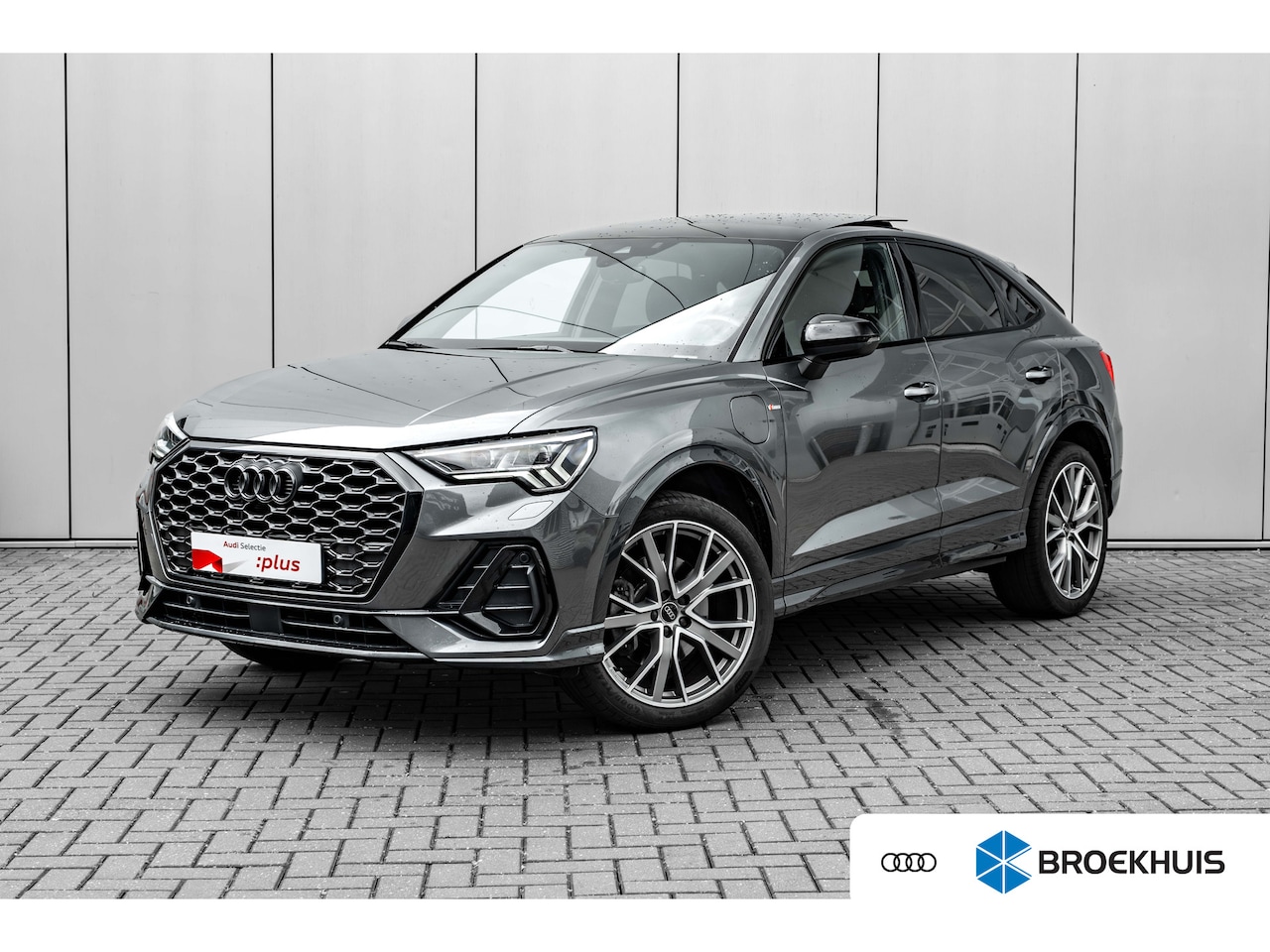 Audi Q3 Sportback - 45 TFSI e S Edition 245PK | Panorama Dak | Sfeerverlichting | Elek. stoelen | Matrix LED K - AutoWereld.nl