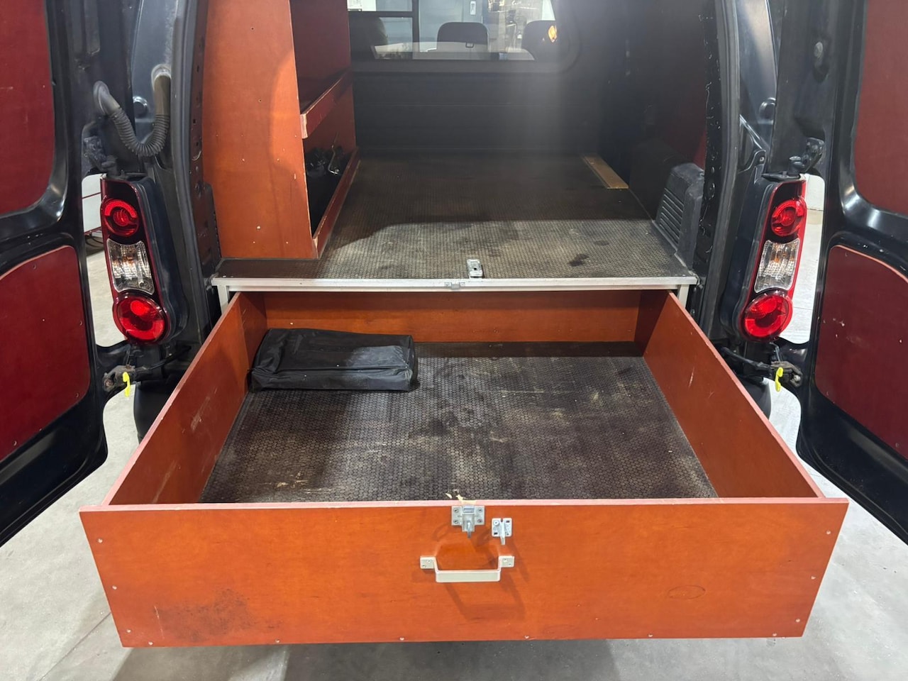 Citroën Berlingo - bestel 1.6 e-HDI 500 Club| 3-zits| Airco| Cruise Control| Betimmering|