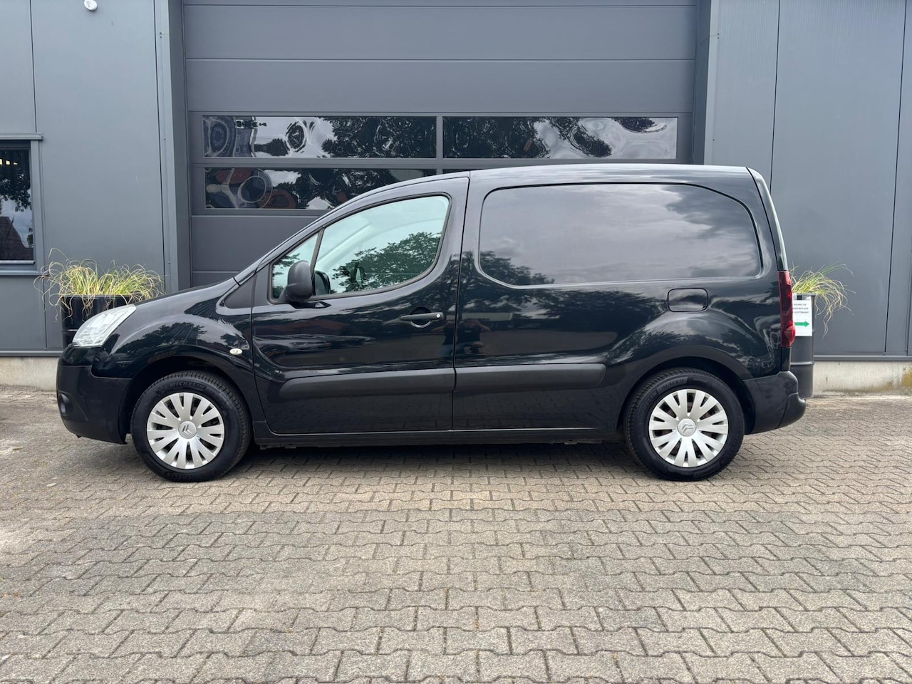 Citroën Berlingo - bestel 1.6 e-HDI 500 Club| 3-zits| Airco| Cruise Control| Betimmering|