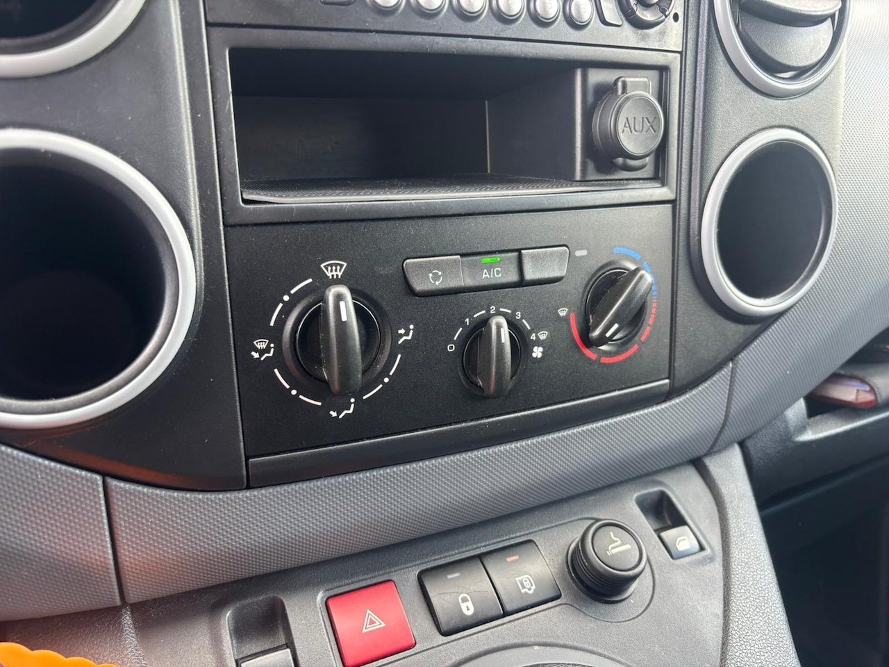 Citroën Berlingo - bestel 1.6 e-HDI 500 Club| 3-zits| Airco| Cruise Control| Betimmering|