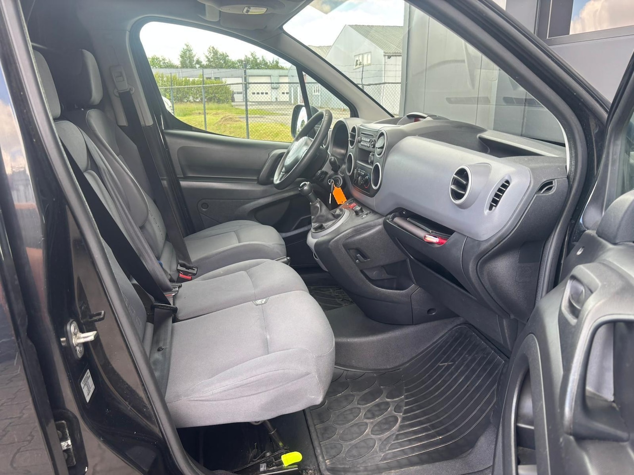 Citroën Berlingo - bestel 1.6 e-HDI 500 Club| 3-zits| Airco| Cruise Control| Betimmering|