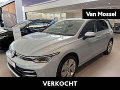 Volkswagen Golf - 1.5 eTSI Life Edition | VOORRAAD DIRECT LEVERBAAR | Automaat | 17 inch velgen | Parkeersen
