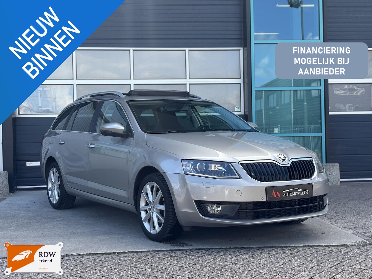 Skoda Octavia Combi - 1.4 TSI Elegance Businessline Full option - AutoWereld.nl