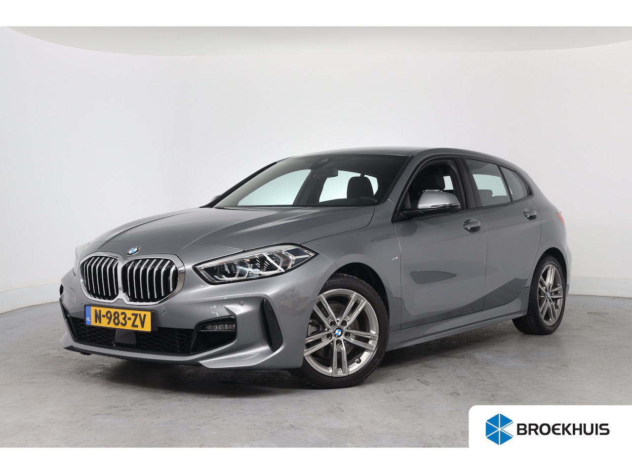 BMW 1-serie - 118i Business Edition M Sport | 1e Eigenaar! | Dealer Onderhouden! | Sportstoelen | LED | - AutoWereld.nl
