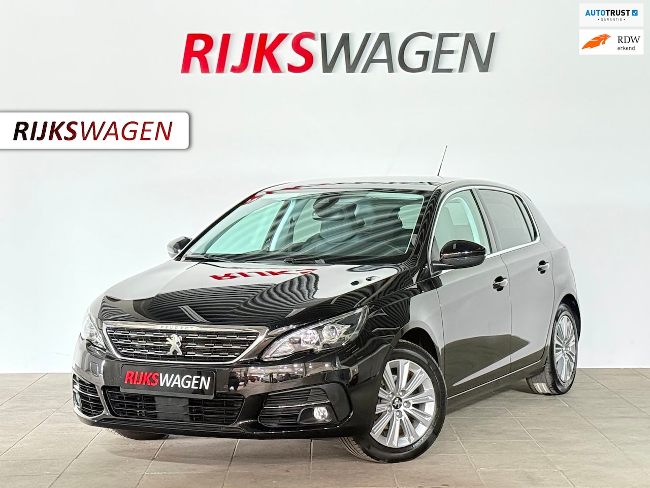 Peugeot 308 - 1.2 PureTech Allure Navi/Carplay/Pano - AutoWereld.nl