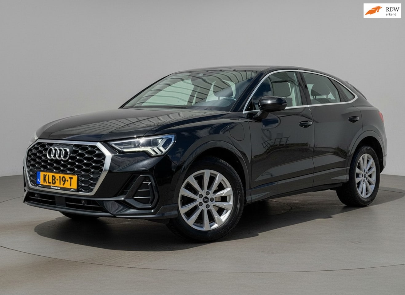 Audi Q3 Sportback - 45 TFSI e Edition|Leder|Carplay|Adaptive|Stoelverwarming|Dode-hoek - AutoWereld.nl