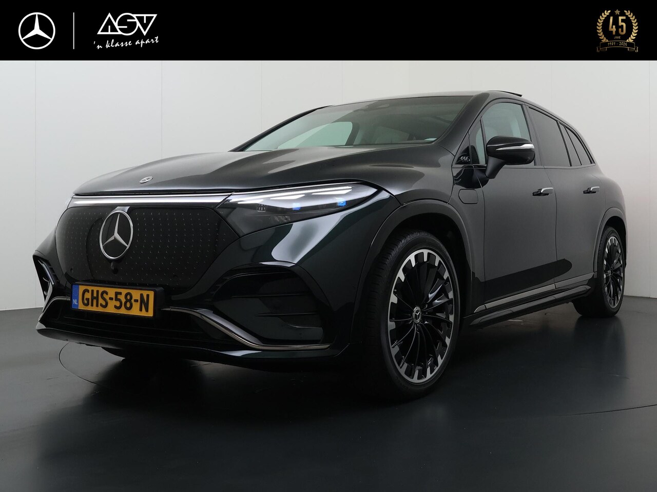 Mercedes-Benz EQS SUV - 450+ AMG Line 118 kWh Accu | Panorama - Schuifdak | Trekhaak wegklapbaar | Superscreen | D - AutoWereld.nl