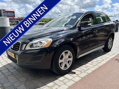 Volvo XC60 - 2.0 T5 Kinetic navigatie leer airco/ecc