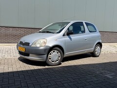 Toyota Yaris - 1.0-16V VVT-i Terra