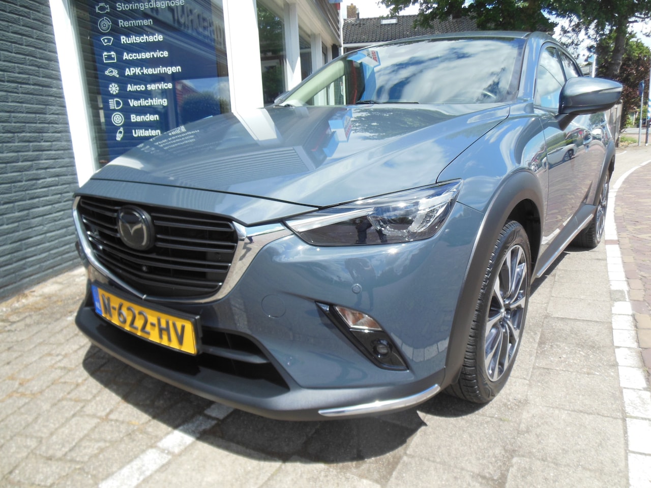 Mazda CX-3 - 2.0 SkyActiv-G 121 Luxury 12 maanden Bovag garantie trekhaak carplay/android - AutoWereld.nl
