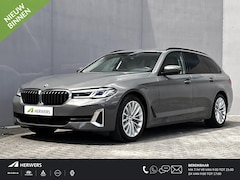 BMW 5-serie Touring - 530e xDrive Luxury Line / Dealer onderhouden / Accu SoH 90 % / EAER 52 km / 2.000 kg Elekt