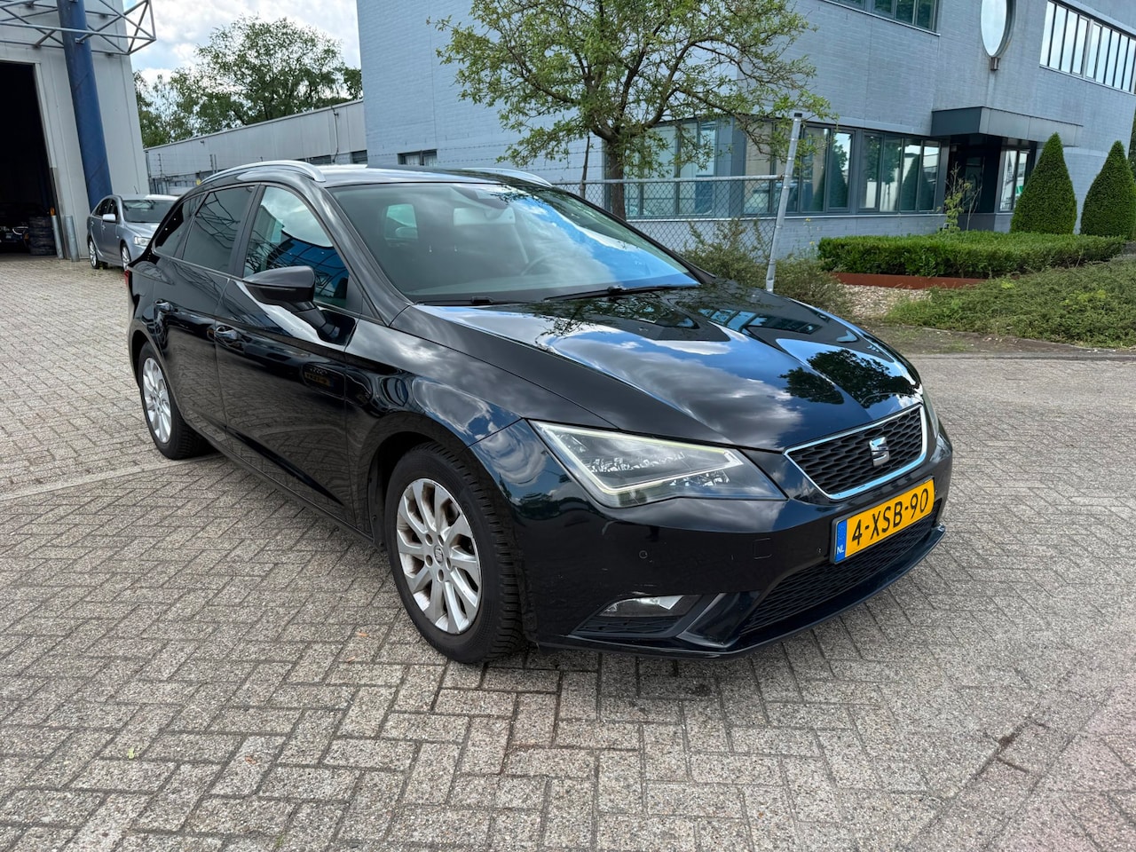 SEAT Leon ST - 1.6 TDI Style Business Ecomotive Bj 2014 - AutoWereld.nl