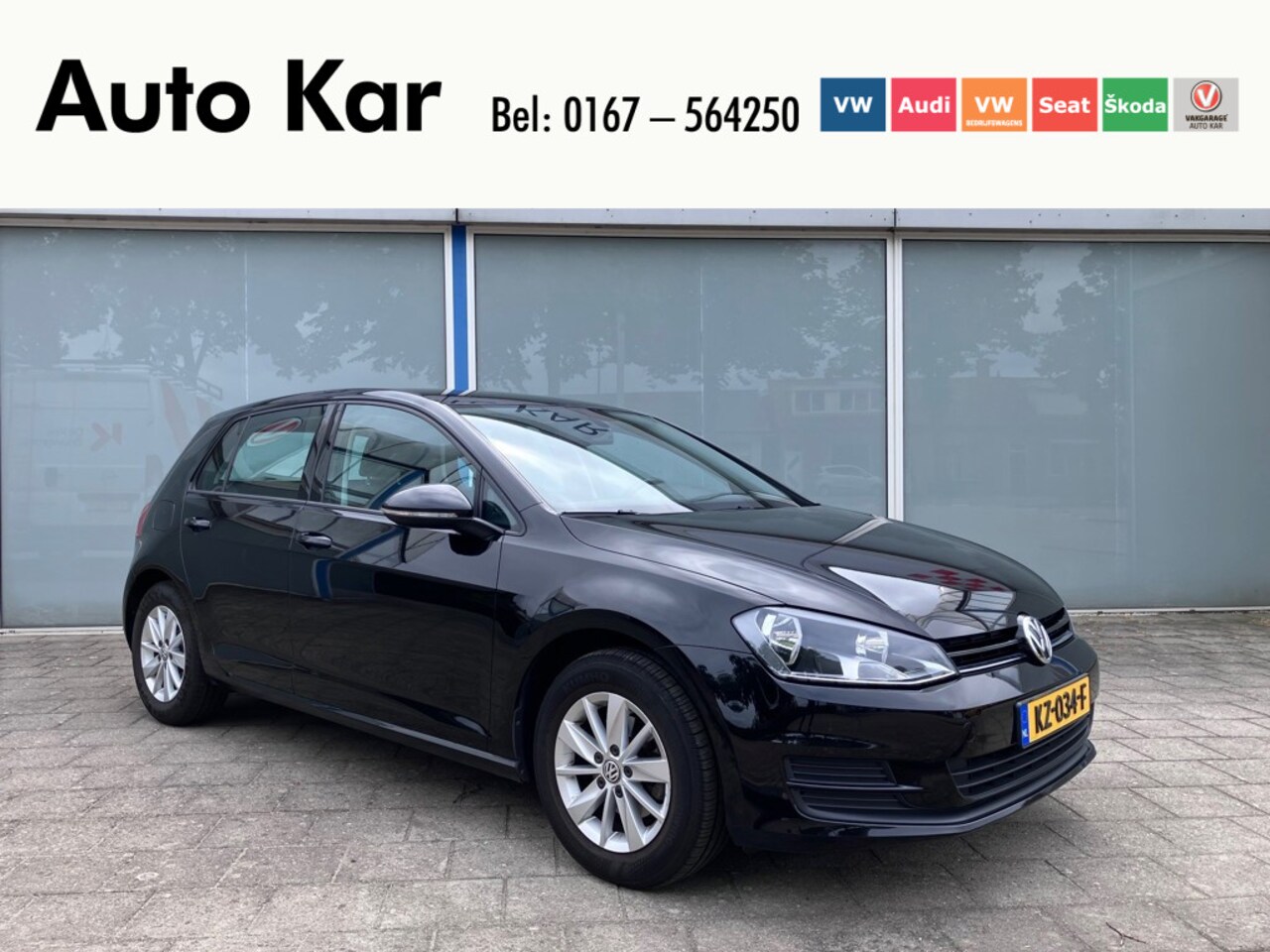 Volkswagen Golf - 1.2 TSI Connected Series Climatronic Afneembare trekhaak PDC voor en achter - AutoWereld.nl