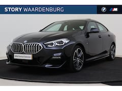 BMW 2-serie Gran Coupé - 220i M Sport Automaat / Panoramadak / Sportstoelen / Achteruitrijcamera / Comfort Access /