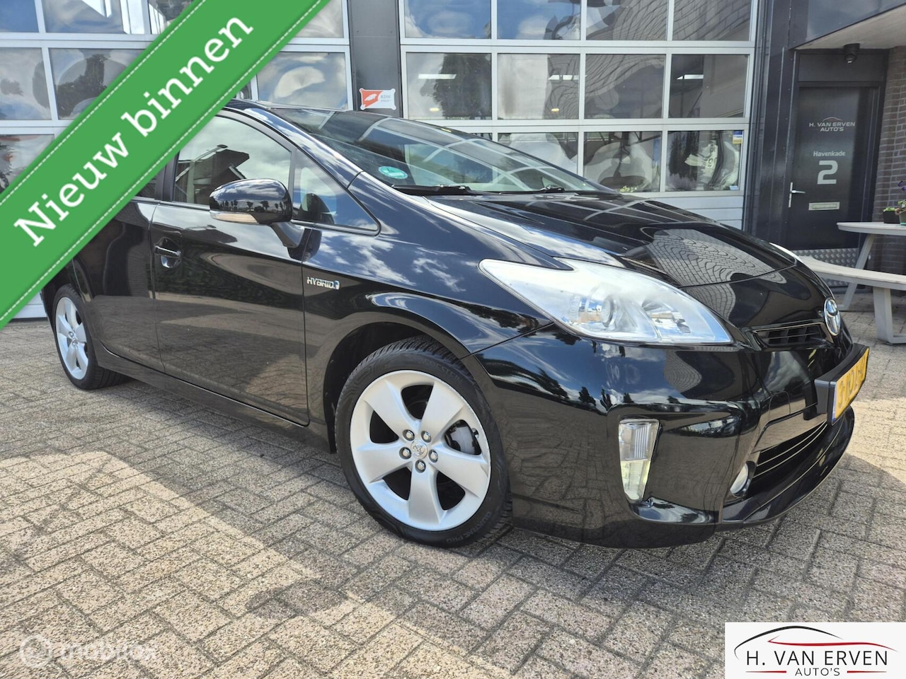 Toyota Prius - 1.8 Business DEALERONDERHOUDEN CAMERA 17" NAVI - AutoWereld.nl